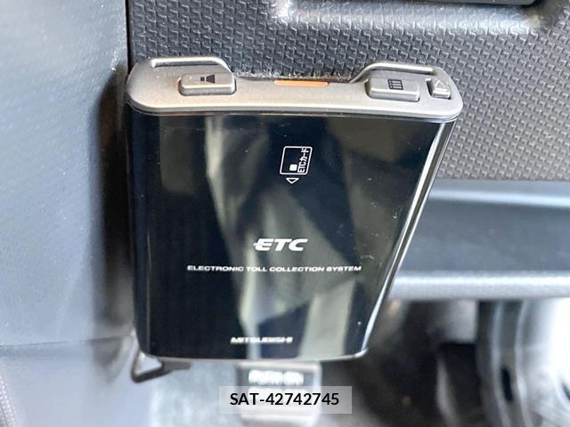 Mitsubishi DELICA 2013-10 8282703-4