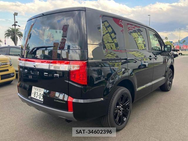 Mitsubishi DELICA 2025-09 8277090-1