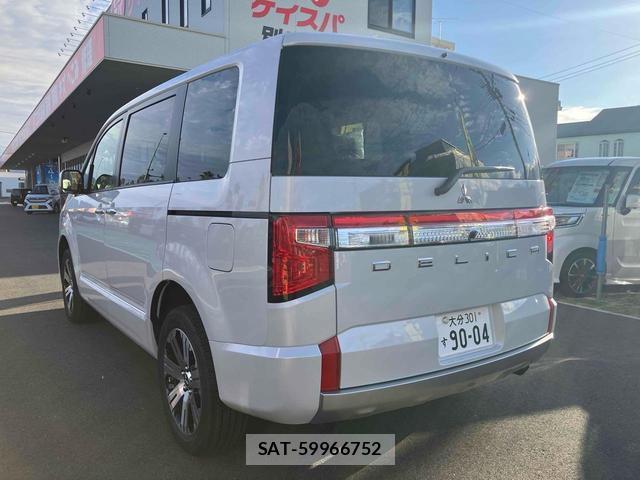Mitsubishi DELICA 2025-10 8277100-1