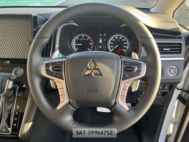 Mitsubishi DELICA 2025-10 8277100-2