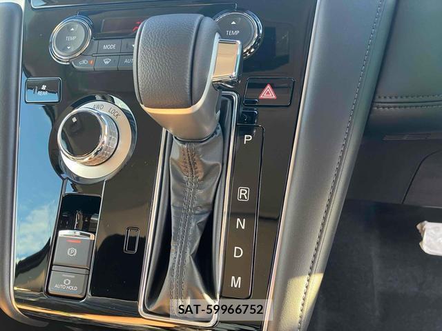 Mitsubishi DELICA 2025-10 8277100-6