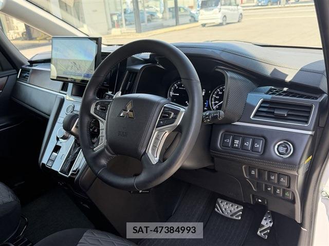 Mitsubishi DELICA 2024-01 8277238-14