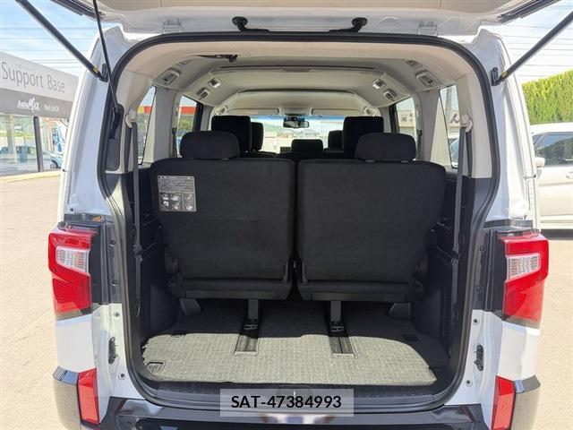Mitsubishi DELICA 2024-01 8277238-9