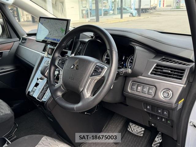 Mitsubishi DELICA 2024-02 8277239-14