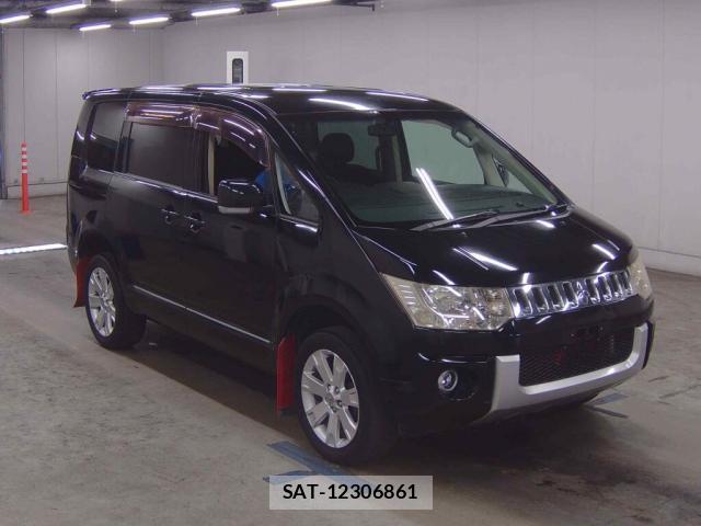 Mitsubishi DELICA 2011-07 8277422-0