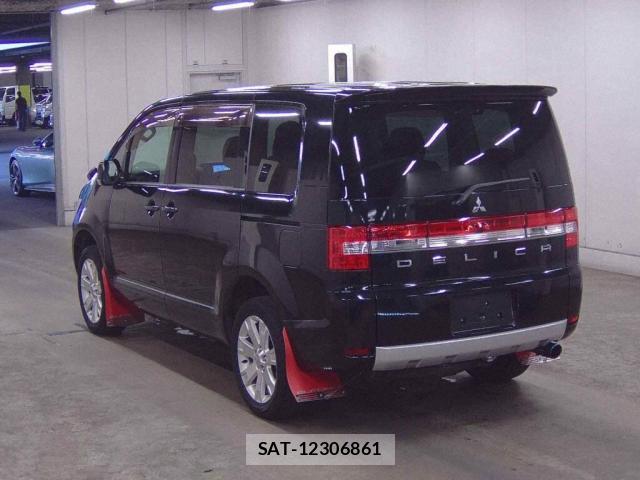 Mitsubishi DELICA 2011-07 8277422-1