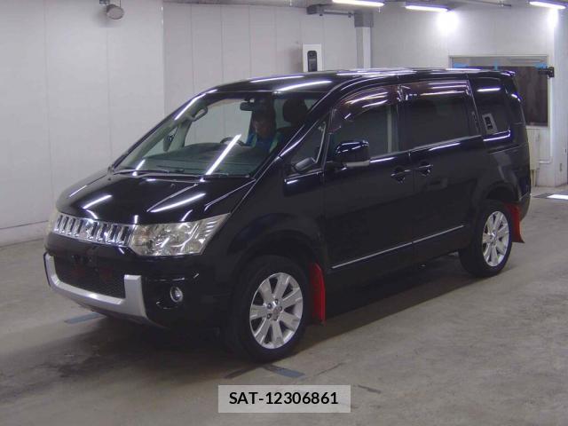 Mitsubishi DELICA 2011-07 8277422-4