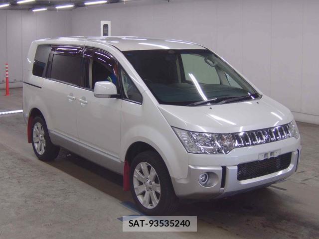 Mitsubishi DELICA 2018-10 8277443-0