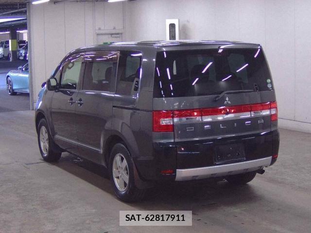 Mitsubishi DELICA 2015-09 8277455-1