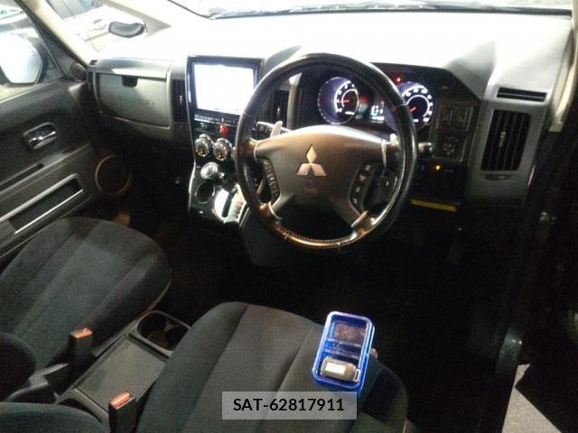 Mitsubishi DELICA 2015-09 8277455-2