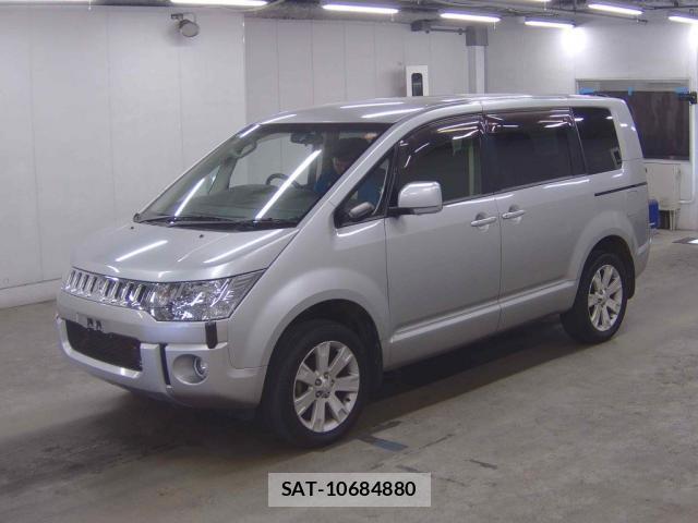 Mitsubishi DELICA 2018-03 8277463-3