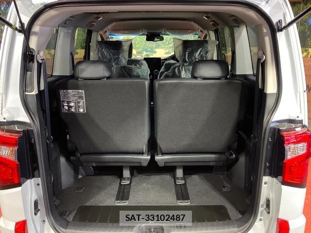 Mitsubishi DELICA 2025-10 8277642-10