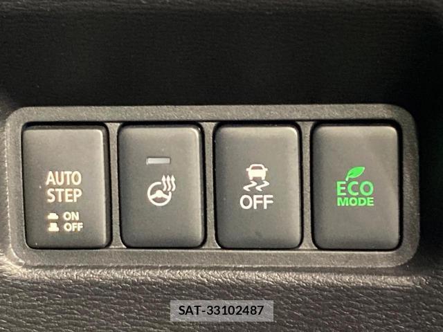 Mitsubishi DELICA 2025-10 8277642-6