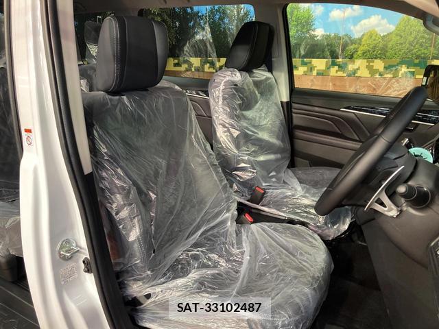 Mitsubishi DELICA 2025-10 8277642-7