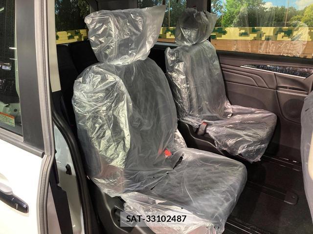 Mitsubishi DELICA 2025-10 8277642-8
