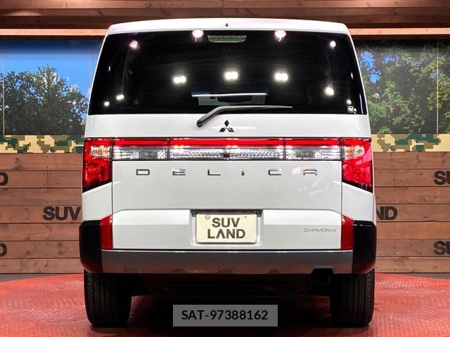 Mitsubishi DELICA 2025-05 8277651-14