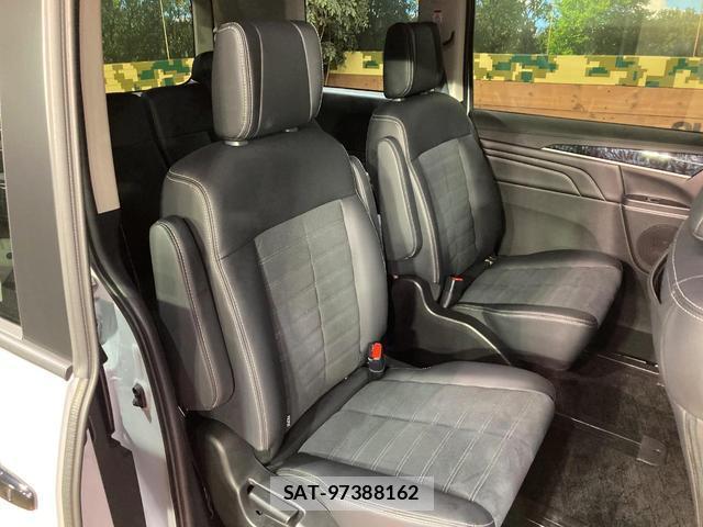 Mitsubishi DELICA 2025-05 8277651-8
