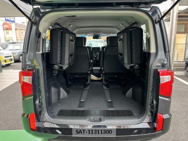 Mitsubishi DELICA 2025-10 8277987-7