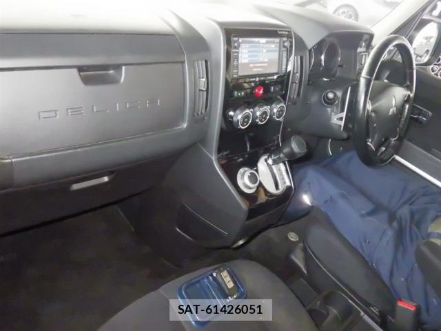 Mitsubishi DELICA 2015 8278334-2