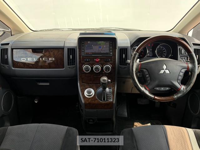 Mitsubishi DELICA 2010-02 8279178-2
