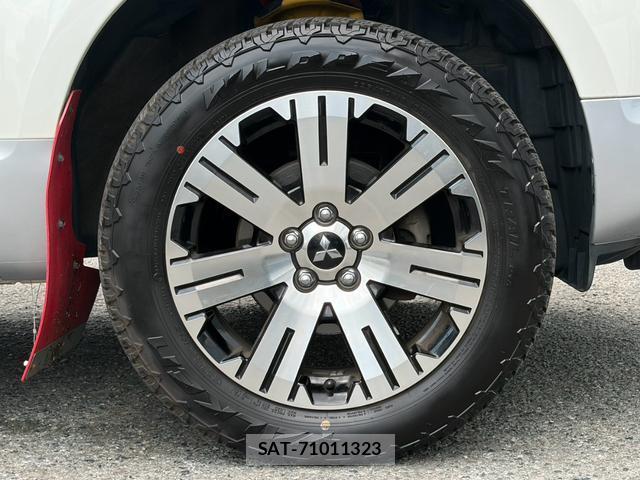 Mitsubishi DELICA 2010-02 8279178-9