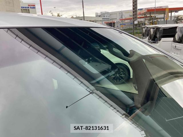 Mitsubishi DELICA 2022-03 8280029-17