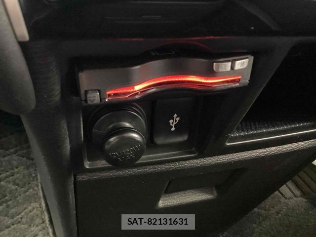 Mitsubishi DELICA 2022-03 8280029-3