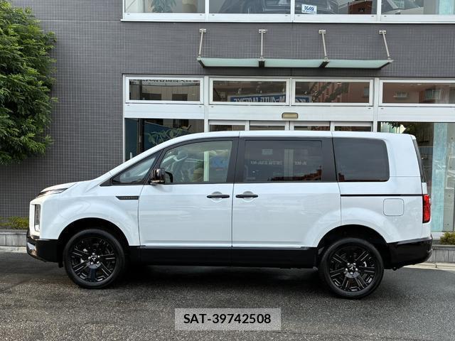 Mitsubishi DELICA 2026-01 8280069-5