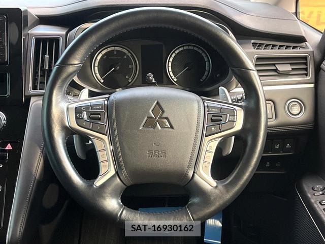 Mitsubishi DELICA 2023-11 8280228-11