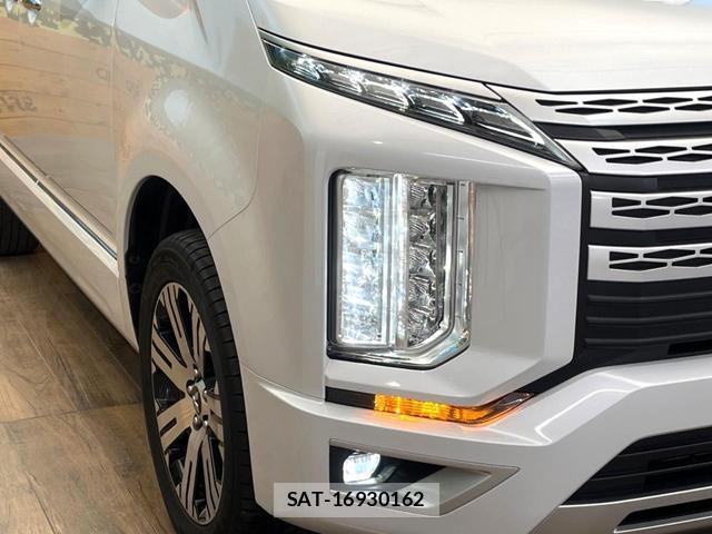 Mitsubishi DELICA 2023-11 8280228-12