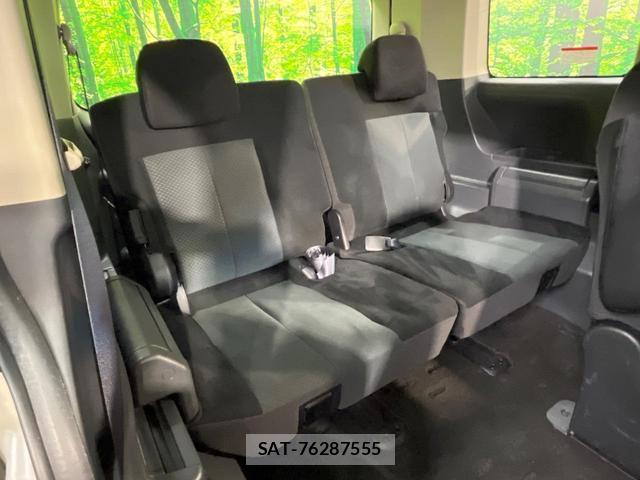 Mitsubishi DELICA 2011-12 8280298-15