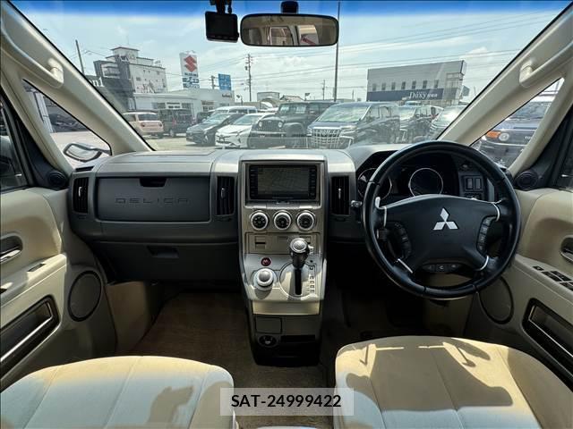 Mitsubishi DELICA 2007-05 8280381-1