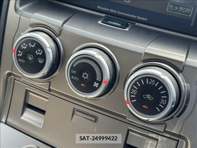 Mitsubishi DELICA 2007-05 8280381-11