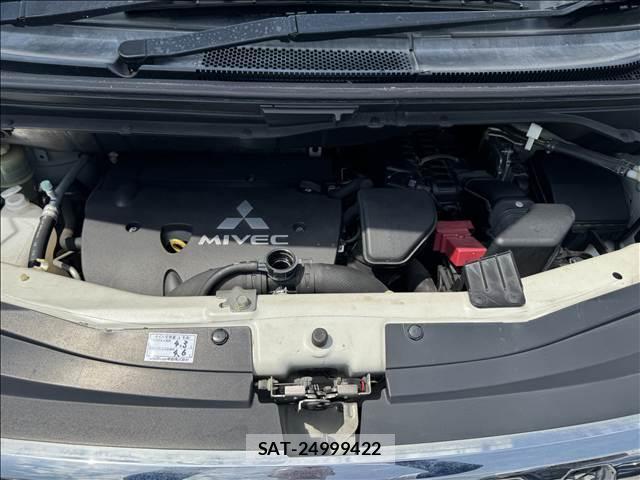 Mitsubishi DELICA 2007-05 8280381-13