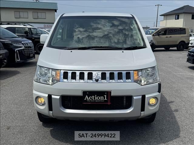 Mitsubishi DELICA 2007-05 8280381-16