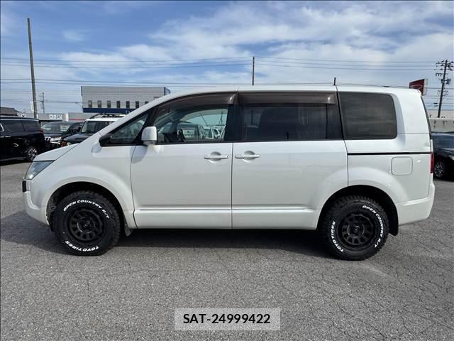 Mitsubishi DELICA 2007-05 8280381-17