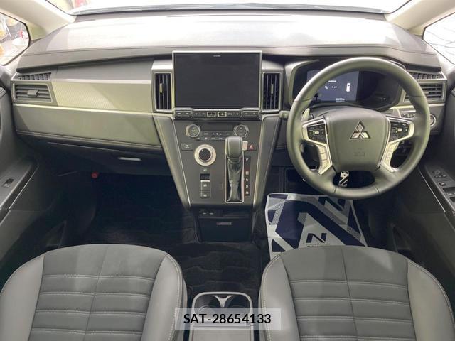 Mitsubishi DELICA 2026-01 8280445-1