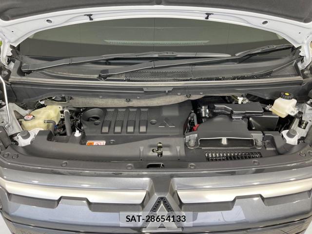 Mitsubishi DELICA 2026-01 8280445-17