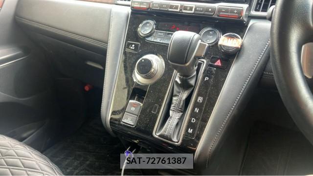 Mitsubishi DELICA 2022-02 8280966-14