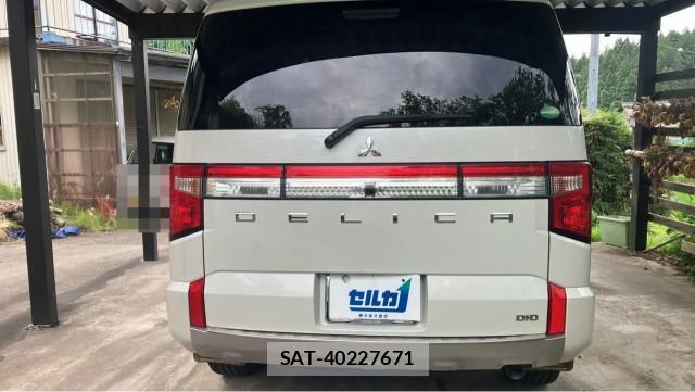 Mitsubishi DELICA 2019-10 8281040-1