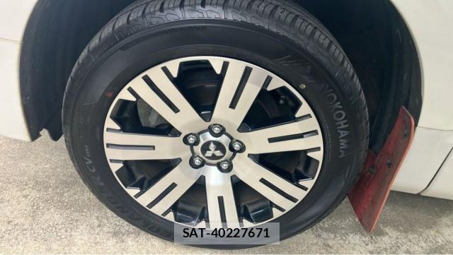 Mitsubishi DELICA 2019-10 8281040-8