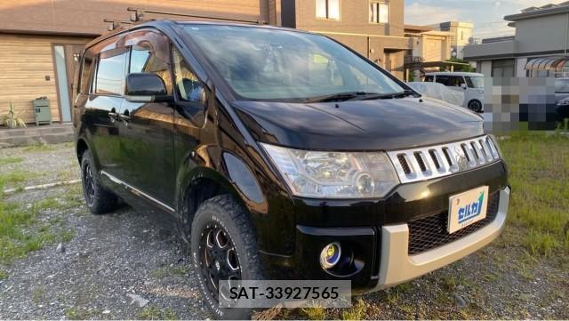 Mitsubishi DELICA 2009-10 8281566-11