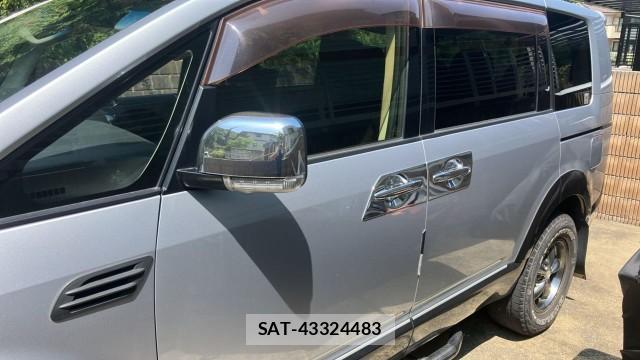 Mitsubishi DELICA 2013-01 8282005-10