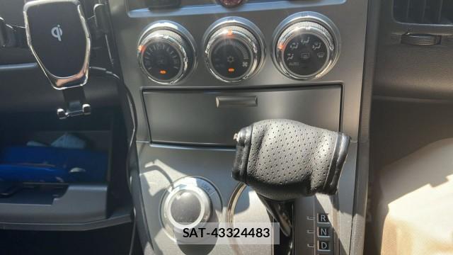 Mitsubishi DELICA 2013-01 8282005-14