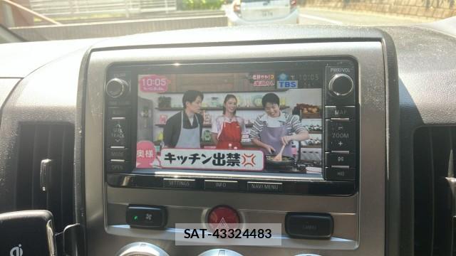 Mitsubishi DELICA 2013-01 8282005-4