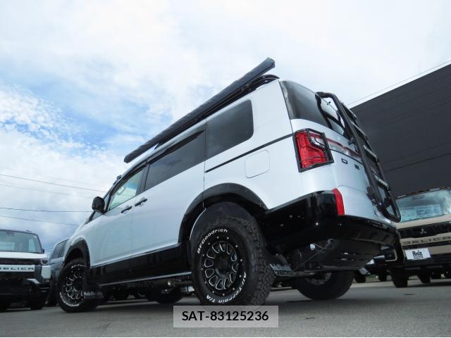 Mitsubishi DELICA 2025-03 8282871-13