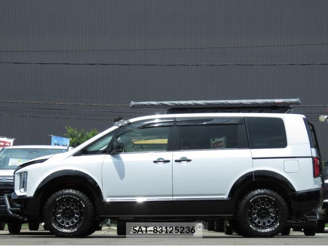 Mitsubishi DELICA 2025-03 8282871-15