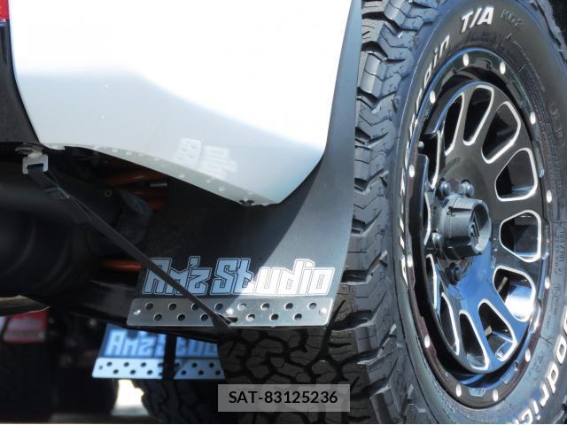 Mitsubishi DELICA 2025-03 8282871-17