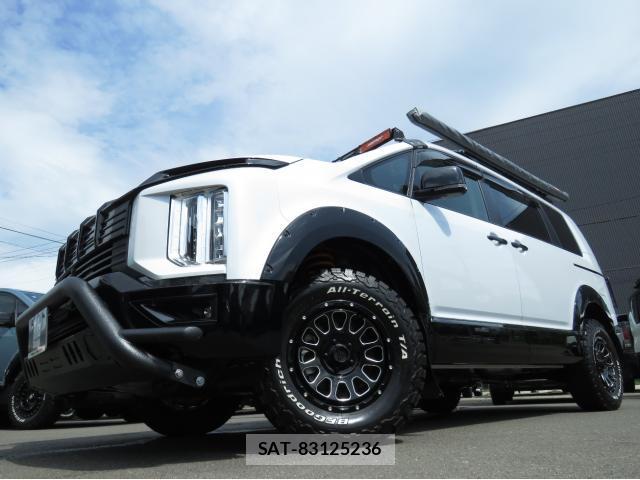 Mitsubishi DELICA 2025-03 8282871-2