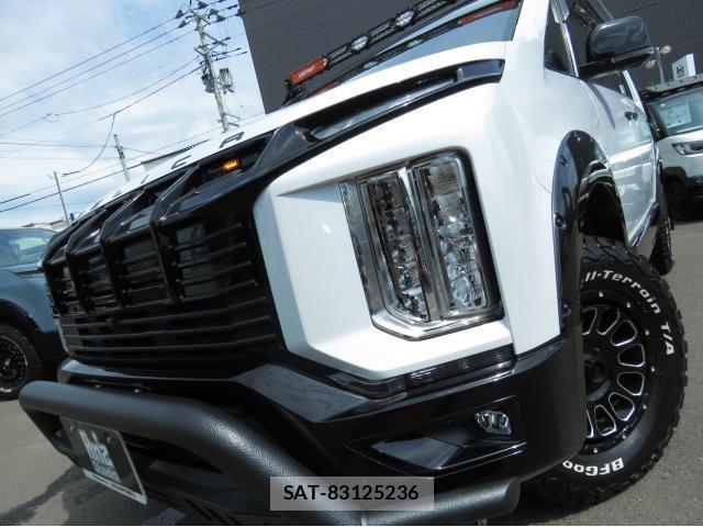 Mitsubishi DELICA 2025-03 8282871-3
